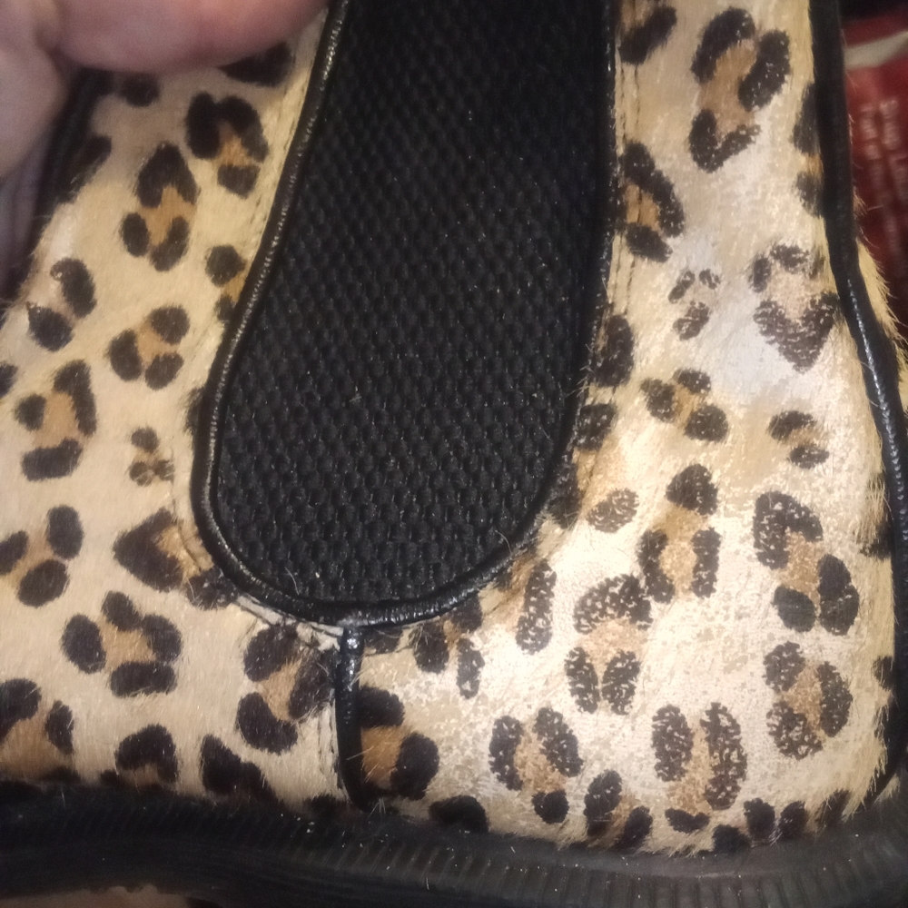 DR. Marten🔥FLORA LEOPARD CHELSEA BOOTS Womens sz 6 - Picture 9 of 11